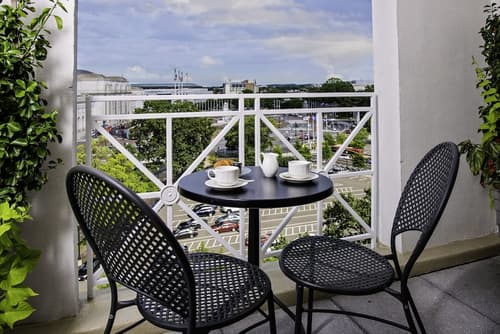 Phoenix Park Hotel, Terrace/patio