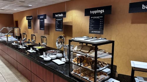 Holiday Inn Sacramento Downtown-Arena by IHG, Breakfast meal