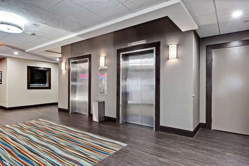 Best Western Plus Port O'Call Hotel