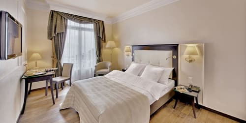 Grand Hotel Suisse Majestic, Autograph Collection, Room