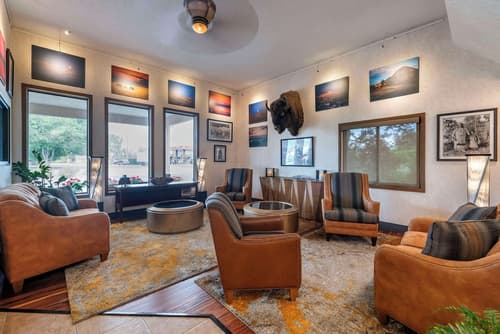 SureStay Plus Hotel by Best Western Buffalo