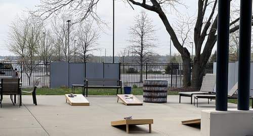 DoubleTree by Hilton Omaha Southwest, Terrace/patio