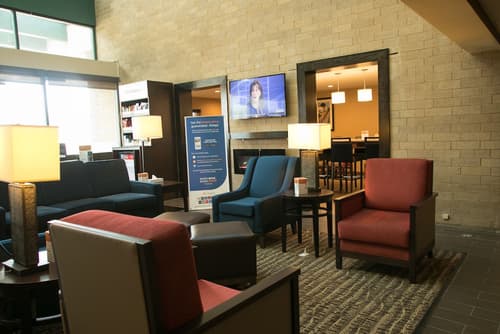 Comfort Suites Oakbrook Terrace near Oakbrook Center, Lobby sitting area