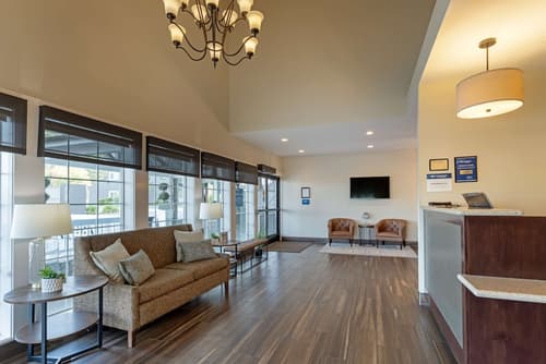 Best Western Plus Inn At The Vines, Lobby