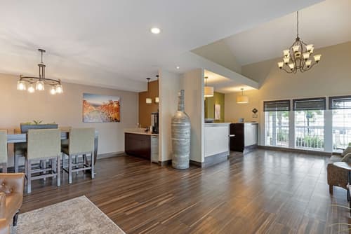 Best Western Plus Inn At The Vines, Lobby