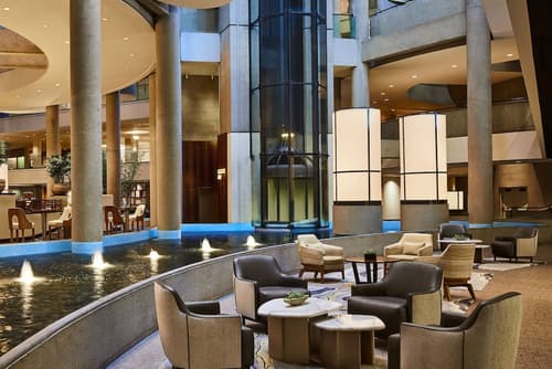 The Westin Bonaventure Hotel and Suites, Los Angeles, Lobby
