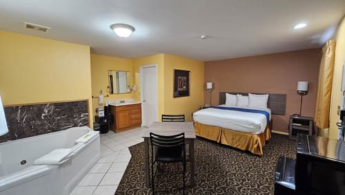 Travelodge by Wyndham Wenatchee, Room
