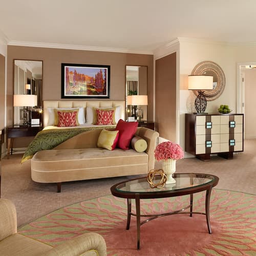 The Beverly Hills Hotel, Room