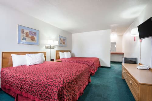 Days Inn by Wyndham Gallup, Room