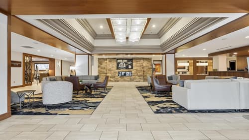 DoubleTree by Hilton Pittsburgh - Green Tree