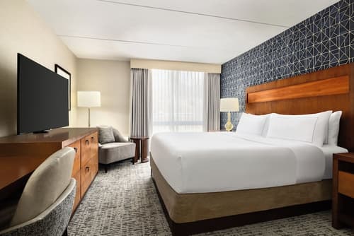 DoubleTree by Hilton Pittsburgh - Green Tree