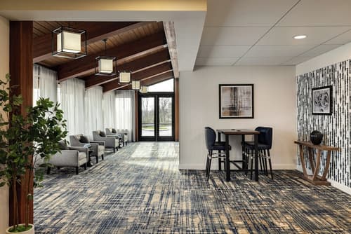 DoubleTree by Hilton Pittsburgh - Green Tree