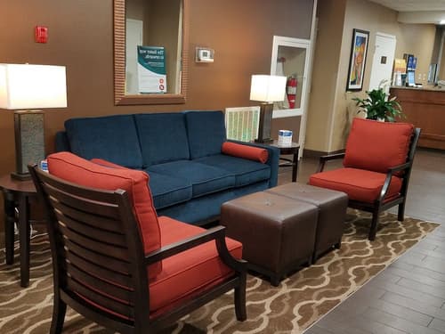 Comfort Inn Memphis Downtown, Lobby sitting area