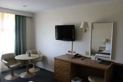 Hospitality Geraldton, SureStay Collection by Best Western, Room