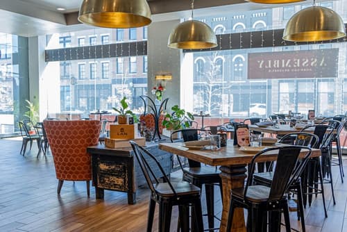 Hilton Garden Inn Toledo Downtown, Restaurant