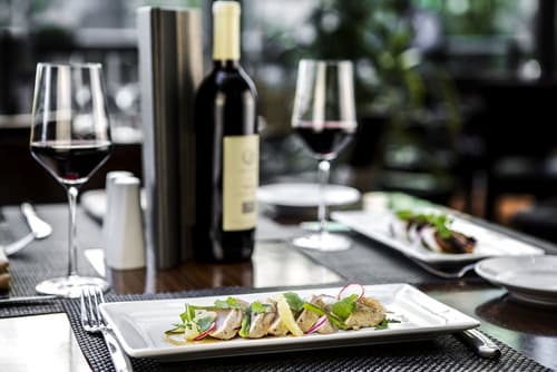 Pinnacle Hotel Harbourfront