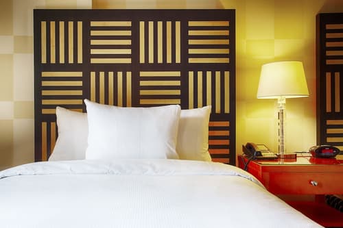 Pinnacle Hotel Harbourfront, Room