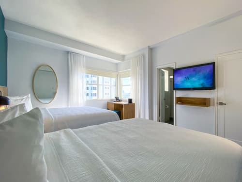 Marseilles Beachfront Hotel