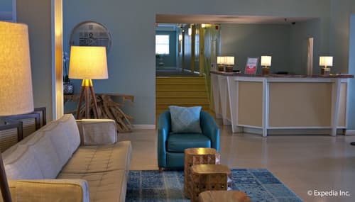 Dorchester Hotel, Reception