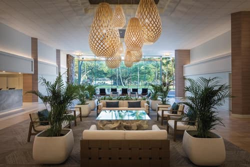 Park Shore Waikiki, Lobby sitting area