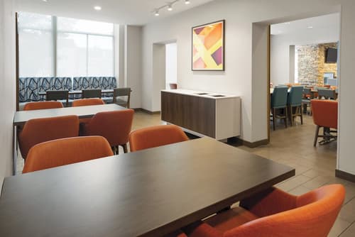 Holiday Inn Express Philadelphia - Penns Landing by IHG, Restaurant