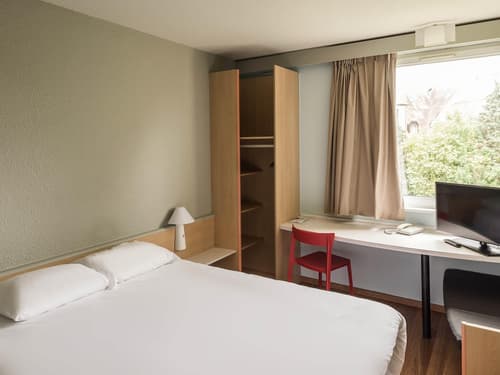 ibis Colmar Est