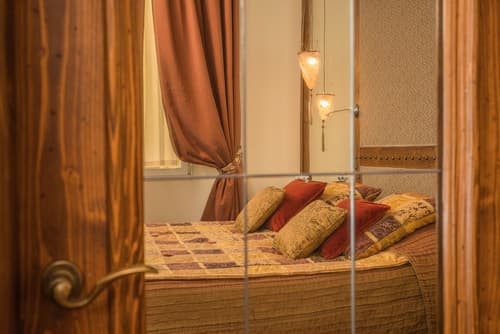 Bernini Palace, Room