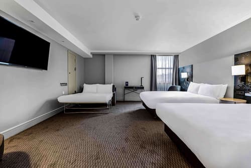 DoubleTree by Hilton London Kensington, Room