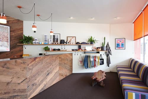 The Phoenix Hotel, Lobby