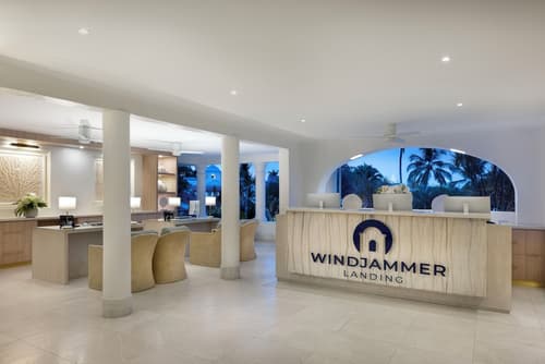 Windjammer Landing Resort and Residences, Lobby