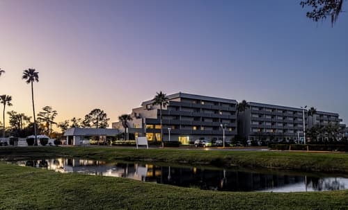Palazzo Lakeside Hotel