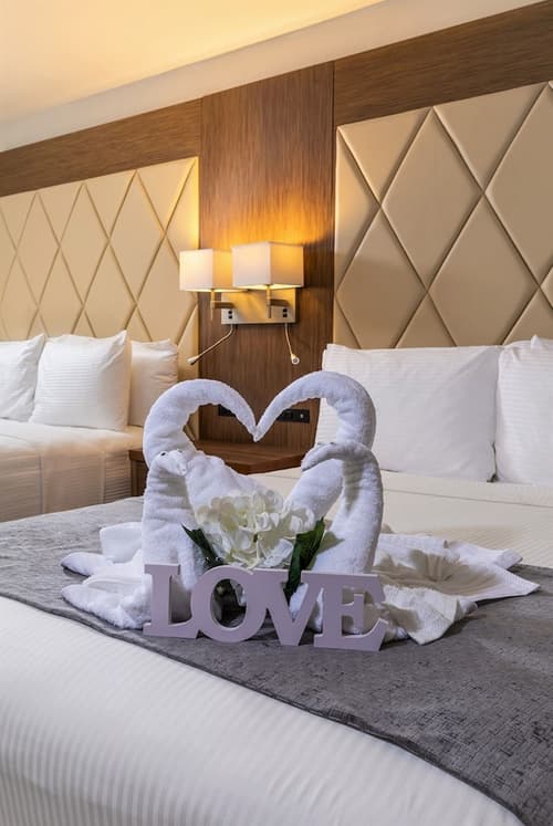 Palazzo Lakeside Hotel, Room