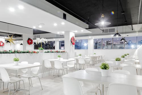 Palazzo Lakeside Hotel, Restaurant