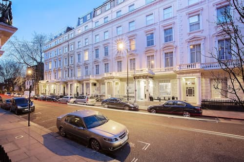 Queens Park Hotel, Primary image