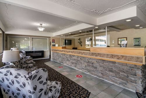 Best Western Inn At Penticton, Lobby