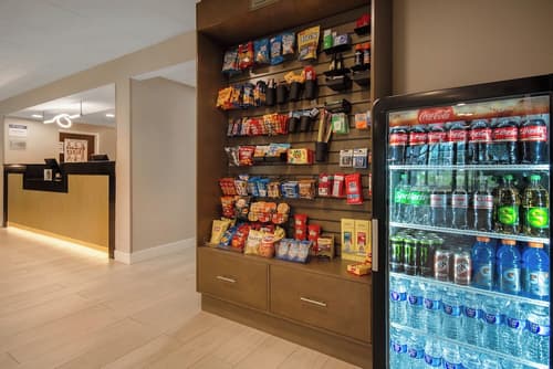 Best Western Plus Meadowlands, Gift shop