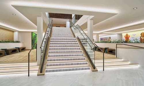 OUTRIGGER Waikiki Paradise Hotel, Lobby