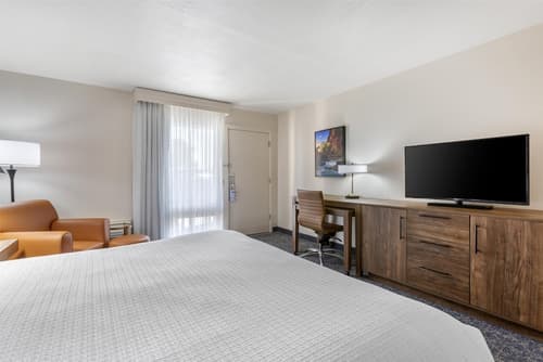 Best Western Plus A Wayfarer's Inn And Suites, Room