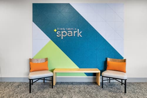 Spark by Hilton Lockport, Lobby