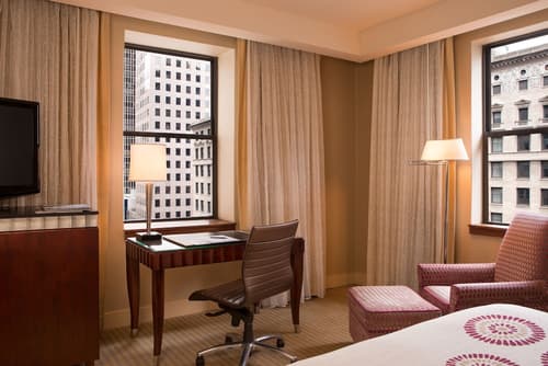 Millennium Knickerbocker Chicago, Room