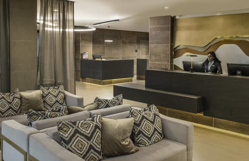 Avani Windhoek Hotel & Casino, Lobby sitting area