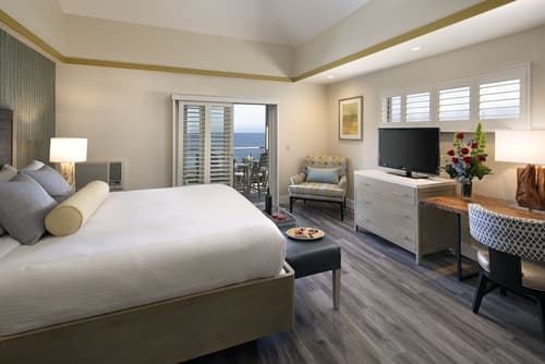 Inn at the Cove, Primary image