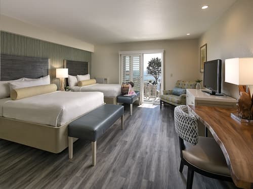 Inn at the Cove, Room