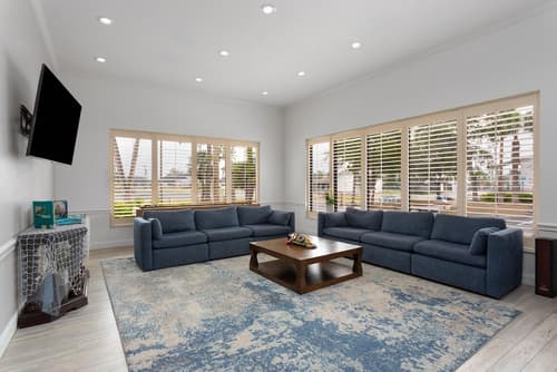 PaddleTail Waterfront Lodge, Trademark Collection by Wyndham, Lobby