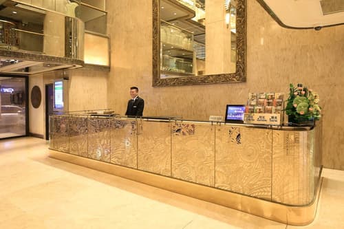 Regal Kowloon Hotel, Concierge desk