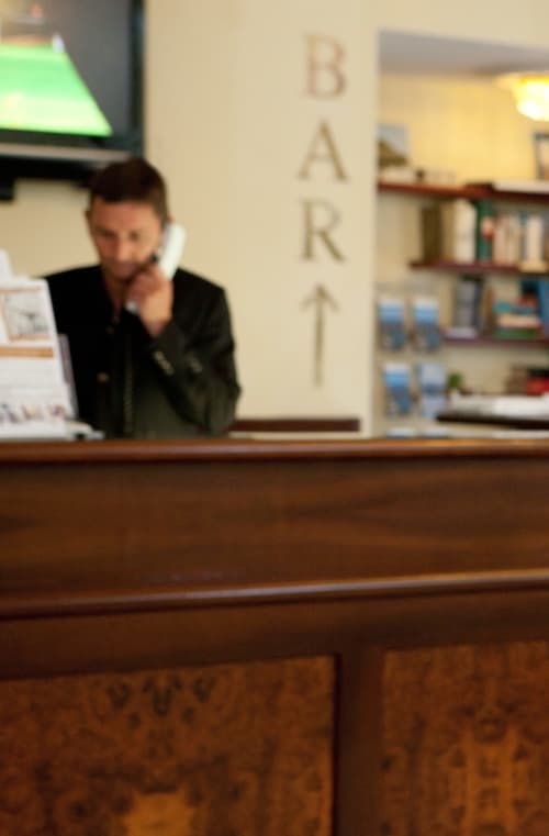 Hotel Weisses Kreuz, Reception