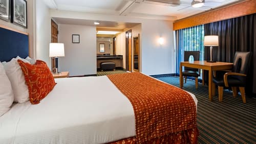 Best Western Pine Tree Motel, Room