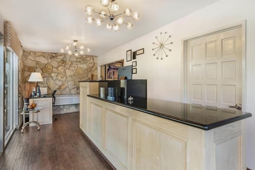 Best Western Pine Tree Motel