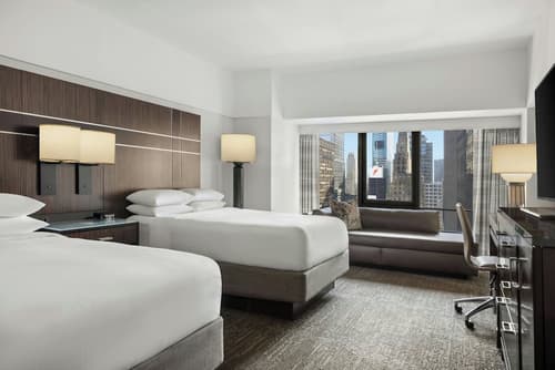 New York Marriott Marquis, Room