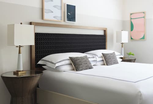 Kimpton Surfcomber Hotel by IHG, Room